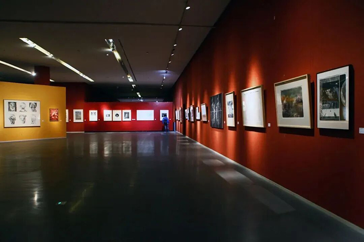 “中国石版画70年展”在天津美术馆开幕