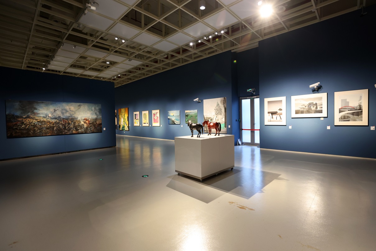 “江山·人民”新时代中国优秀中青年艺术家学术邀请展在沪启幕